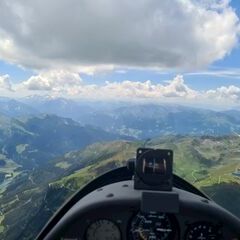 Flugwegposition um 12:39:18: Aufgenommen in der Nähe von Gemeinde Gerlos, 6281 Gerlos, Österreich in 3019 Meter
